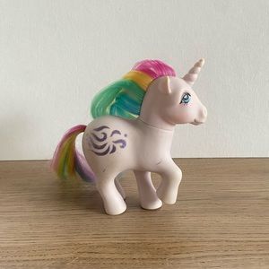 Vintage Hasbro My Little Pony G1 1983 WINDY RAINBOW UNICORN PONY  RAINBOW HAIR